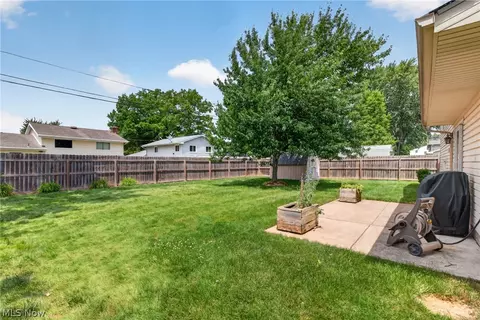 758 Abbe Rd N, Elyria, OH 44035 photo 30