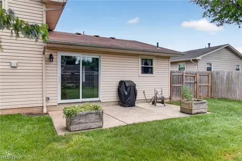 758 Abbe Rd N, Elyria, OH 44035 photo 33