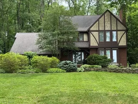 1970 Burnetts Corner Rd, Wooster, OH 44691