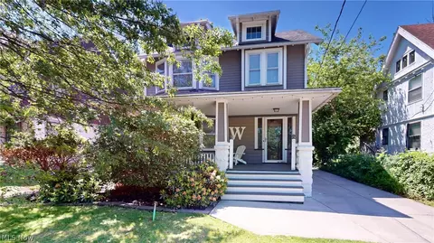 17437 Clifton Blvd, Lakewood, OH 44107