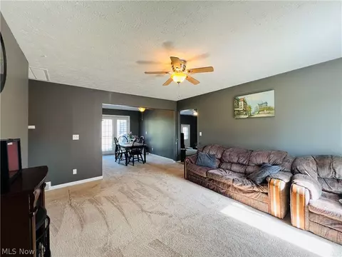 Living - 4686 Knickerbocker Cir, Ashtabula, OH 44004 photo 1 of 3