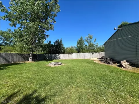 Exterior - 4686 Knickerbocker Cir, Ashtabula, OH 44004 photo 11 of 14