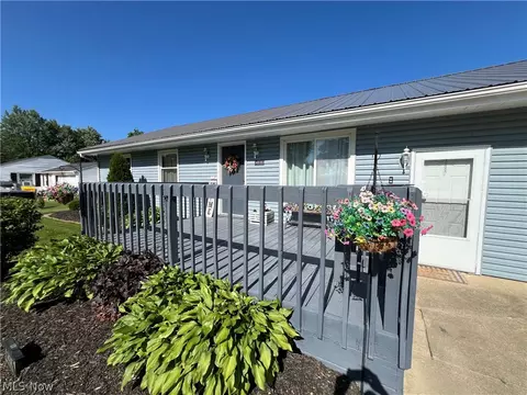 Exterior - 4686 Knickerbocker Cir, Ashtabula, OH 44004 photo 3 of 14