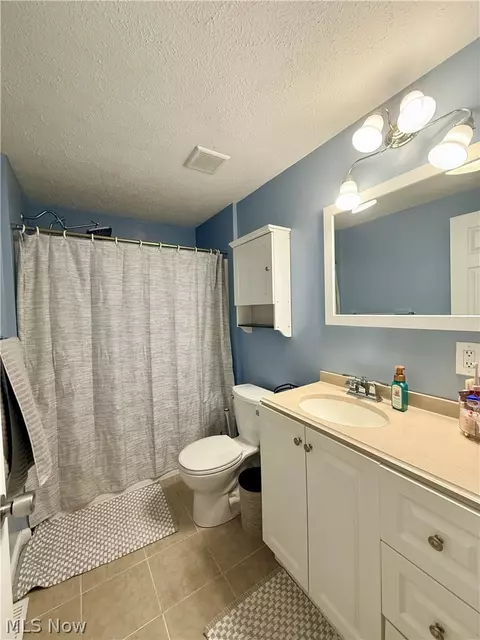 10519 Dewhurst Rd, Elyria, OH 44035 photo 12