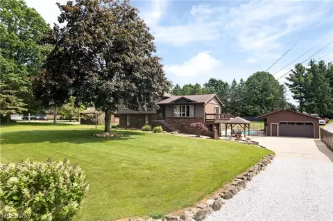 960 Karla Dr, Clinton, OH 44216