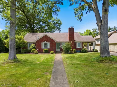 4705 Grand Central Ave, Vienna, WV 26105