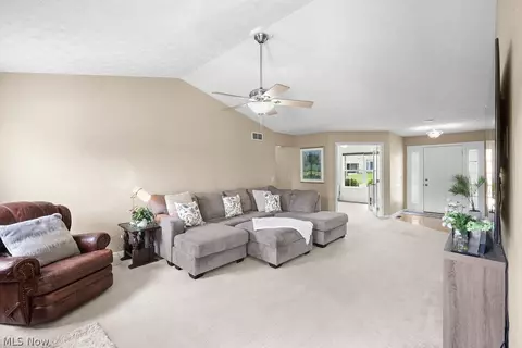 6514 Candlestick Ave NE, Canton, OH 44721 photo 6