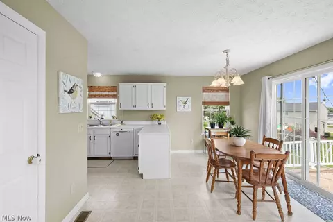 6514 Candlestick Ave NE, Canton, OH 44721 photo 9