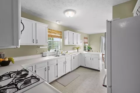 6514 Candlestick Ave NE, Canton, OH 44721 photo 15