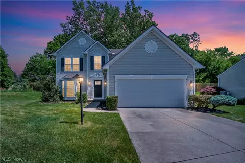 8441 Antlers Trl, North Ridgeville, OH 44039