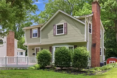 Exterior - 858 Cliffside Dr, Akron, OH 44313 photo 7 of 7