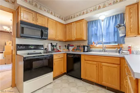 Kitchen - 6246 Marelis Ave NE, Canton, OH 44721 photo 3 of 3