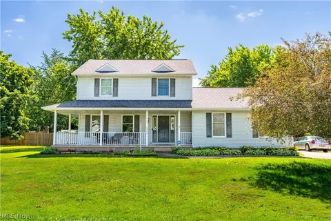 6246 Marelis Ave NE, Canton, OH 44721