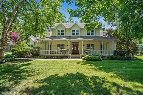 485 Overlook Dr, Kent, OH 44240