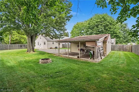Exterior - 638 Brandon Ave, Struthers, OH 44471 photo 4 of 9