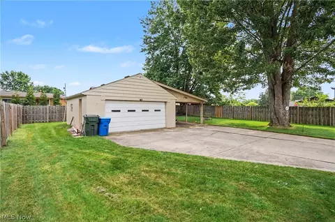 Exterior - 638 Brandon Ave, Struthers, OH 44471 photo 2 of 9