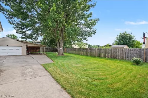 Exterior - 638 Brandon Ave, Struthers, OH 44471 photo 6 of 9