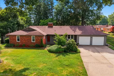 303 Keeler Dr, Marietta, OH 45750