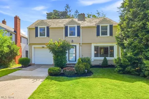 2191 S Belvoir Blvd, University Heights, OH 44118