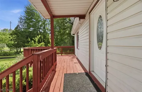 Exterior - 1403 Carson Rd, Ashtabula, OH 44004 photo 2 of 3