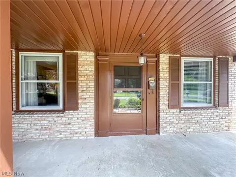 Exterior - 32 Romaine Ave, Boardman, OH 44512 photo 5 of 6