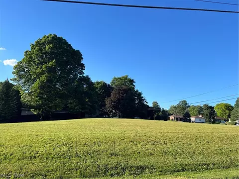 Ritzmanor Drive, Uniontown, OH 44685