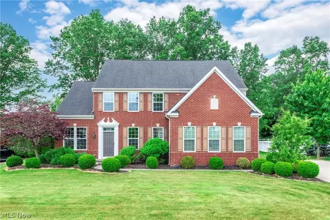35191 Katlin Ct, Avon, OH 44011