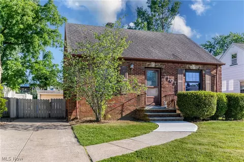3101 Ralph Ave, Cleveland, OH 44109