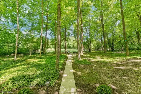 Exterior - 865 Old Spring Rd, Copley, OH 44321 photo 10 of 14