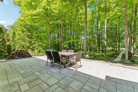 Exterior - 865 Old Spring Rd, Copley, OH 44321 photo 6 of 14
