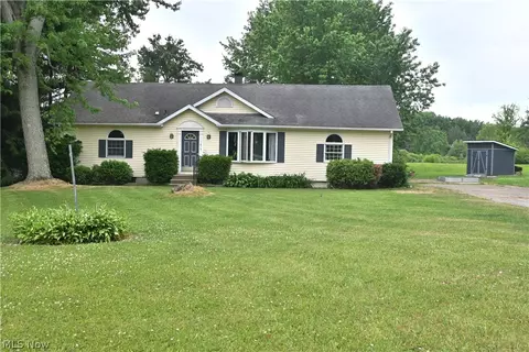 1874 Plymouth Gageville Rd, Ashtabula, OH 44004