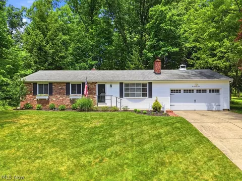 197 Spring Creek Rd, Northfield Center, OH 44067