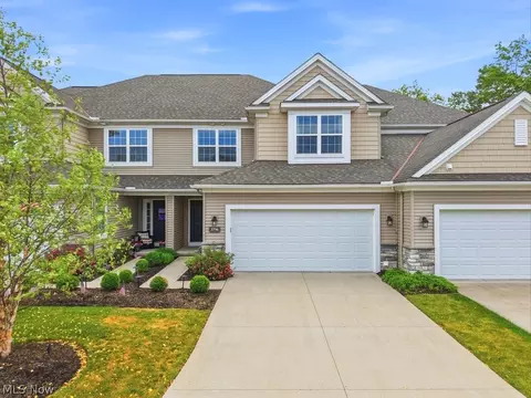 3796 Retreat Dr, Medina, OH 44256