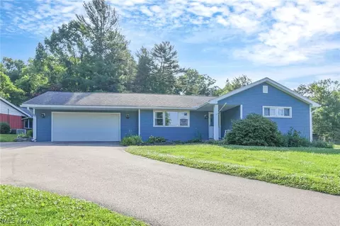 3140 Nob Hill Rd, Zanesville, OH 43701