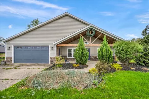 34300 Cooley Rd, Columbia Station, OH 44028