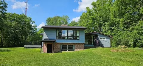4680 Kirk Rd, Austintown, OH 44515
