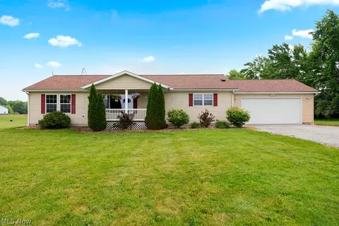 18741 West Rd, Wellington, OH 44090
