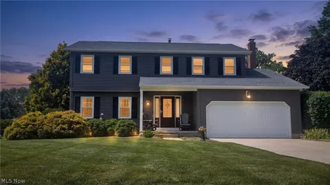 9325 Wyant Dr, Mentor, OH 44060