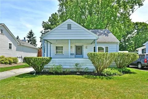 113 Massachusetts Ave, Poland, OH 44514