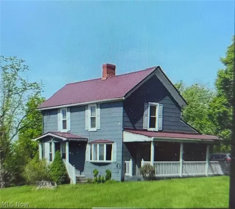 32 Market St, Mount Pleasant, OH 43939