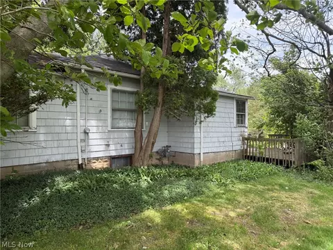 5155 Harper Rd, Solon, OH 44139 photo 4