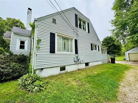 6014 N Ridge Rd W, Ashtabula, OH 44004 photo 2