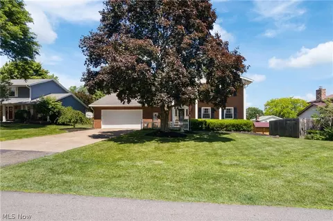 6753 Firestone Rd NE, Canton, OH 44721