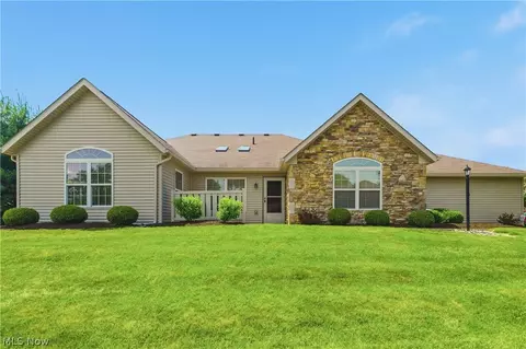 3038 Mahogany Run Cir NW, North Canton, OH 44720