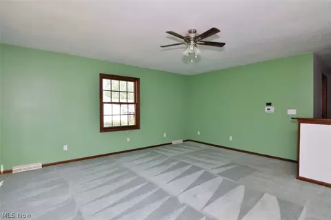 1585 Hemlock Dr, Ashtabula, OH 44004 photo 12