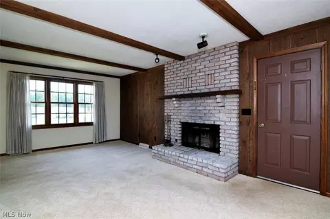 1585 Hemlock Dr, Ashtabula, OH 44004 photo 5