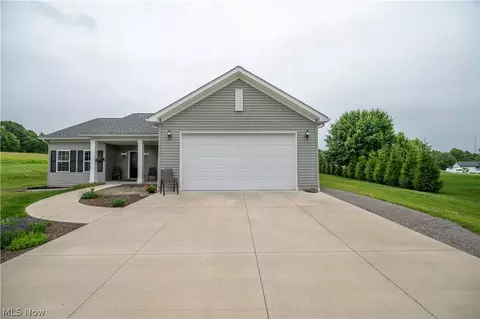 195 Concord, East Palestine, OH 44413