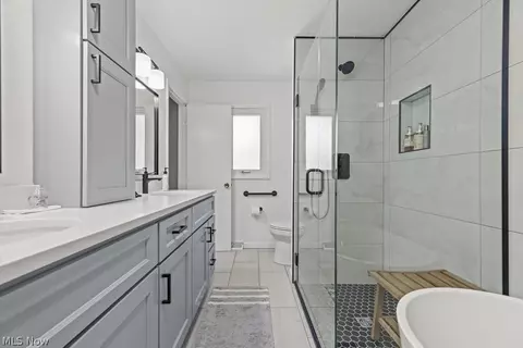 Bath - 7159 Rustic Oval, Independence, OH 44131 photo 1 of 3