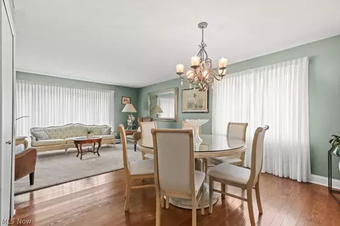 Dining - 7159 Rustic Oval, Independence, OH 44131 photo 4 of 6