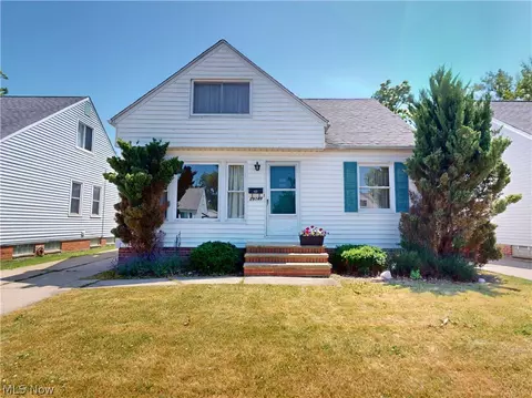 29148 Barjode Rd, Willowick, OH 44095